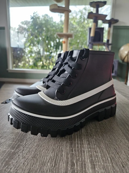 Givenchy Black and White Chunky Lug Rain Boots - Picture 2 of 4